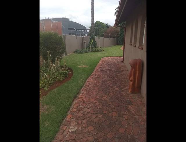 2 BEDROOM TOWNHOUSE FOR SALE IN NORKEM PARK